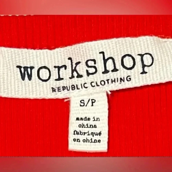 Workshop bright red small top - Picture 2 of 2